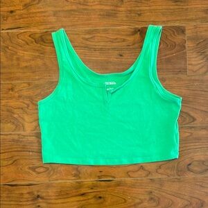 Wild Fable Kelly Green Cropped Sleeveless Tank Top Shirt